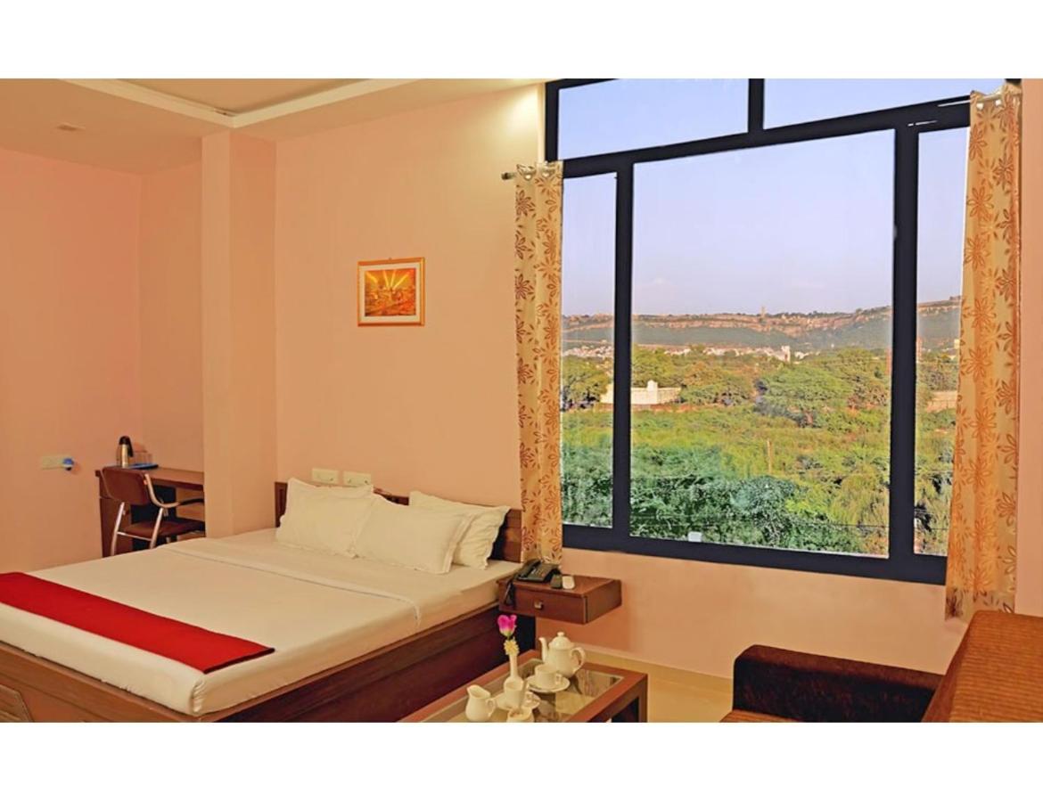 Hotel Shivam Fort View, Chittorgarh Luaran gambar