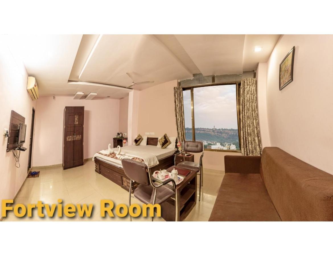 Hotel Shivam Fort View, Chittorgarh Luaran gambar